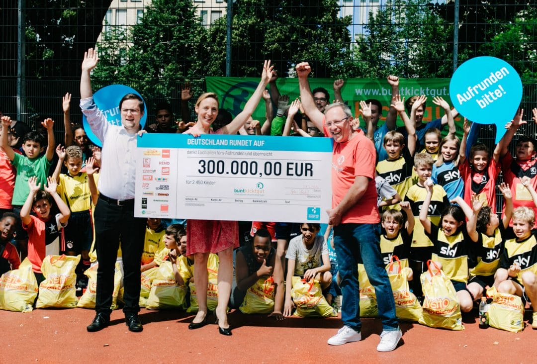 charity-donations-Deutschland Rundet Auf-Ananda Deutschland rundet auf